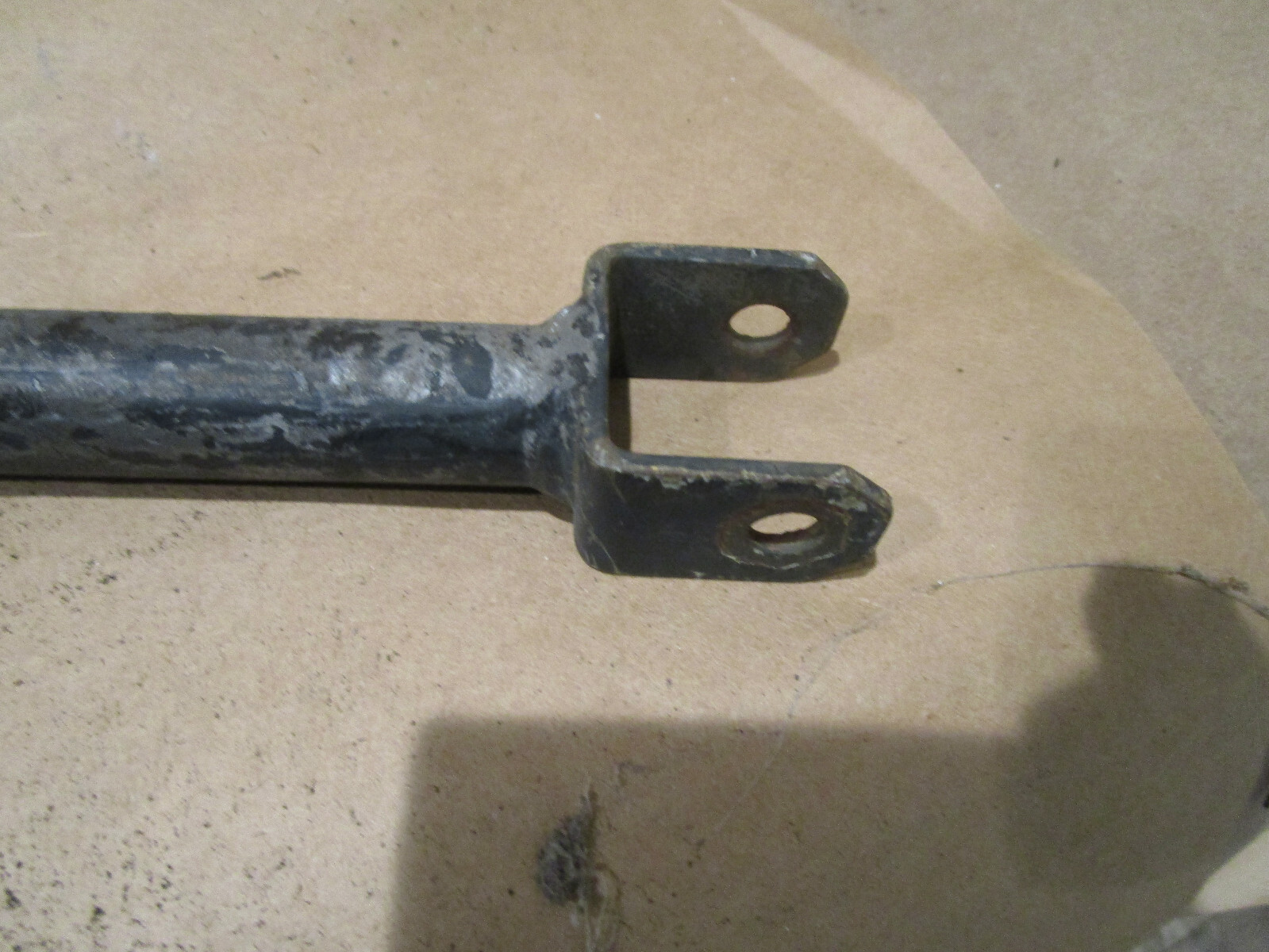 Ferrari Mondial  Shifter Control Shaft Assy - P/N 114308 - 115567