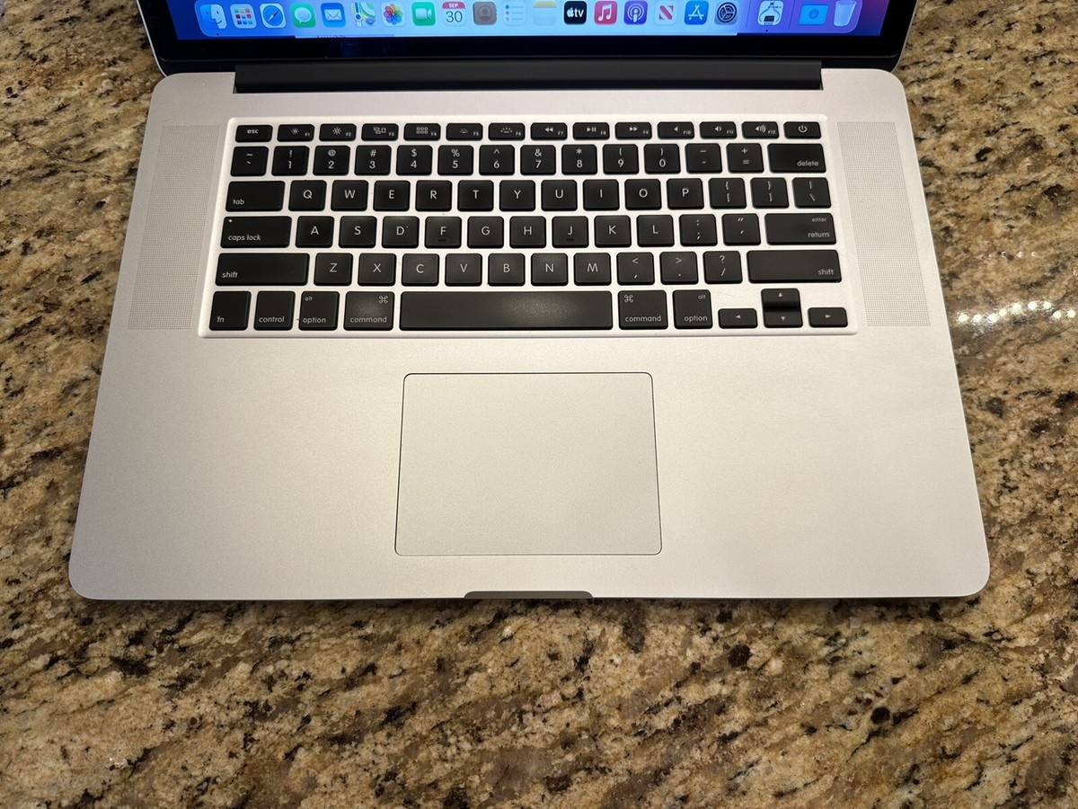 フ*界様 MacBook Pro mid 2015 A1398 15インチ Apple MacBook Pro mid 15