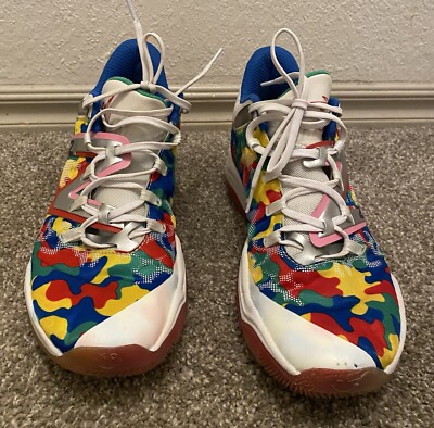 nba different color shoes