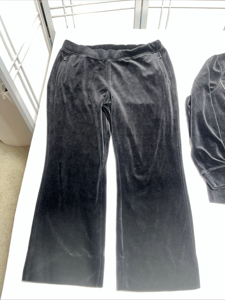 Women’s Ralph Lauren Velour 2 Piece Active Wear Set - Size 1X - Great Condition - Image 2 of 4