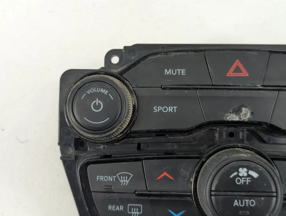 2015-2016 Dodge Challenger Ac Heater Climate Control 5pg682xgae DDVVR - Image 3 of 4