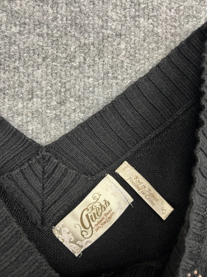 Guess свитер женщин маленький черный v-образным вырезом со стразами логотип ребристый вязаный пуловер - Изображение 3 из 4