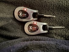 XVIVE U2 Guitar Wireless System with Transmitter and Receiver