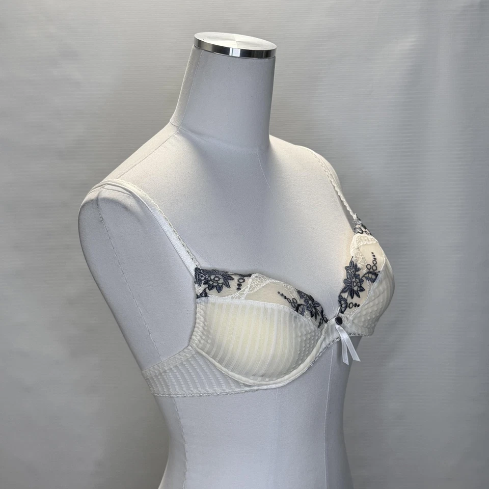 Sujetador Aubade Paris para mujer 32C azul marfil encaje con aros acolchado bordado push up Foto 2 de 4