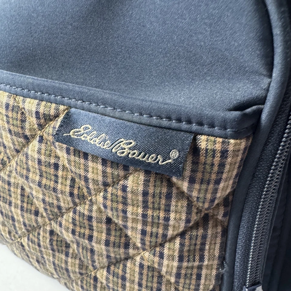 Bolsa de viaje de lona utilitaria para pañales para bebé EDDIE BAUER azul marino con cambiador Foto 2 de 4