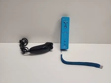 Nintendo Wii Motion Plus Blue  Remote Controller with Black OEM Nunchuck TESTED