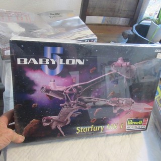 VINTAGE REVELL MONOGRAM MODEL 1/72 SCALE UNOPENED STARFURY MK1 BABYLON 5