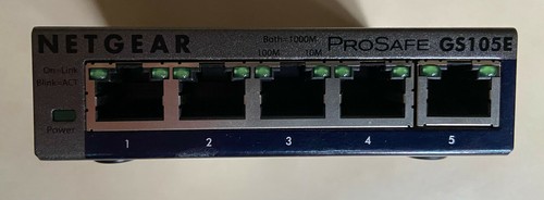 NetGear ProSafe Plus GS105E 5-Ports External Ethernet Switch T3 - Picture 6 of 6
