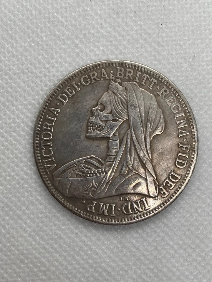 Unique hobo nickel style: Morgan Dollar 1921 - hand-engraved sirens - Bild 4 von 4
