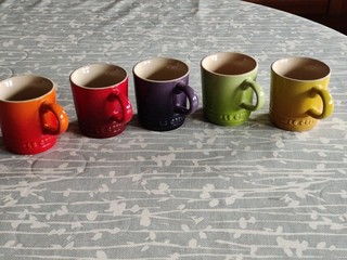 Set di cinque tazzine da caffè espresso LE CREUSET GRES 100 ml.