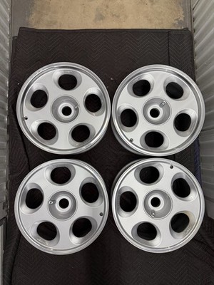 Azev Type B 18'' Staggered Undrilled Wheels