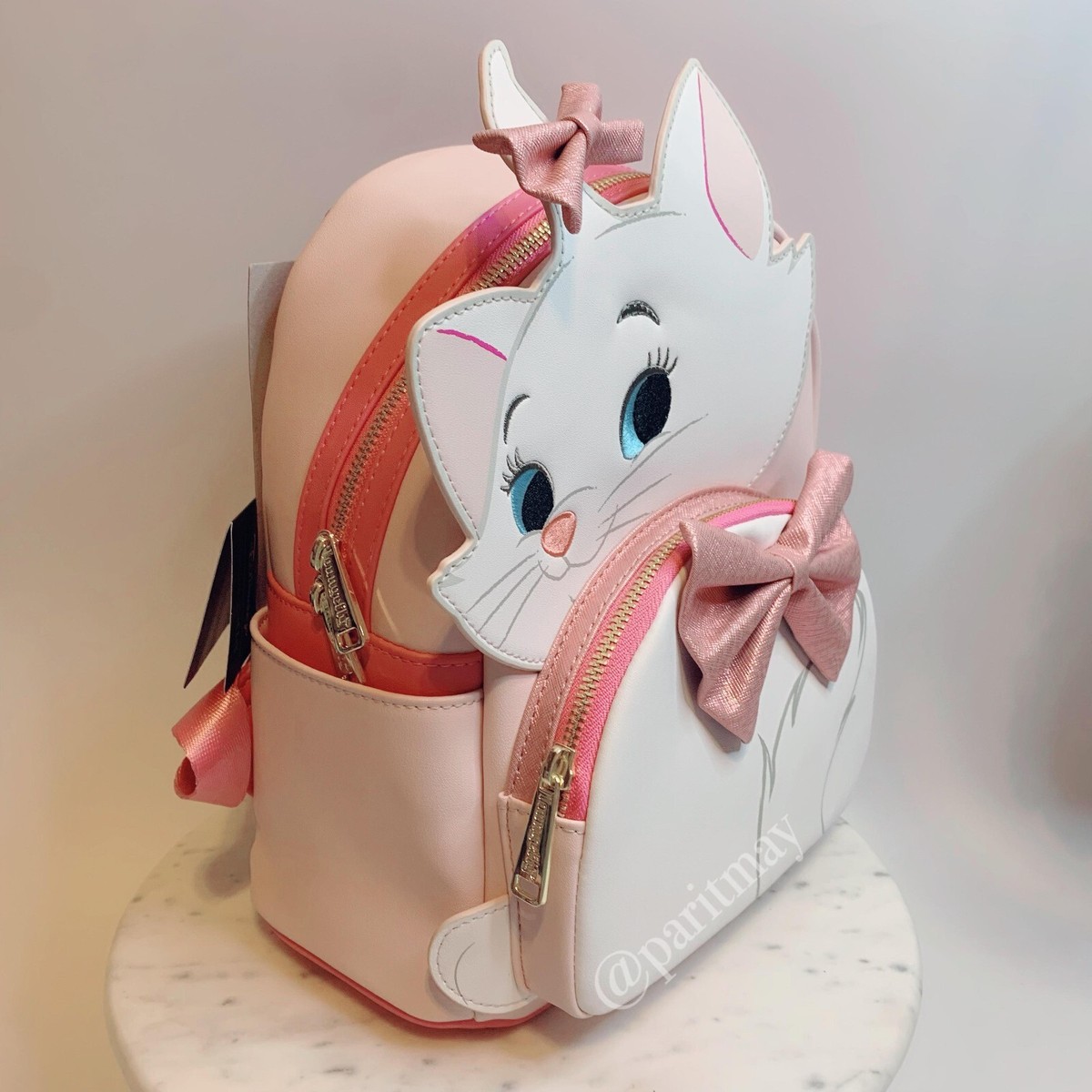 ◆LOUNGE FLY◆Aristocats Marie サッチェルバッグ 送料込 Loungefly LACC 2022 Exclusive The Aristocats Sassy Marie