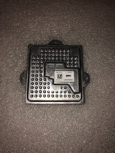 2014-2020 Jeep Grand Cherokee Headlight Control Module HID Xenon Ballast OE - Picture 3 of 6