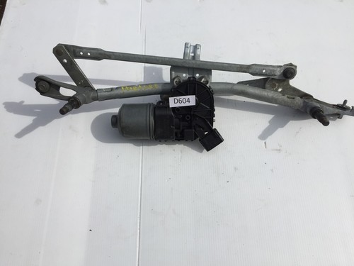 Peugeot Partner ab 08 Berlingo Scheibenwischermotor mit Gestänge 0390241621 12V