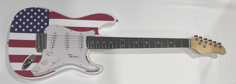BILL CLINTON SIGNED CUSTOM USA FLAG ELECTRIC GUITAR 42ND PRESIDENT JSA LOA