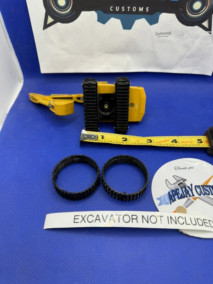 1 set of new tracks for ERTL Diecast John Deere 690DLC Excavator  Equipment - Image 3 of 3