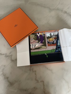 Hermes 90 silk scarf  L ELEGANCE ET LE CONFORT EN AUTOMOBILE