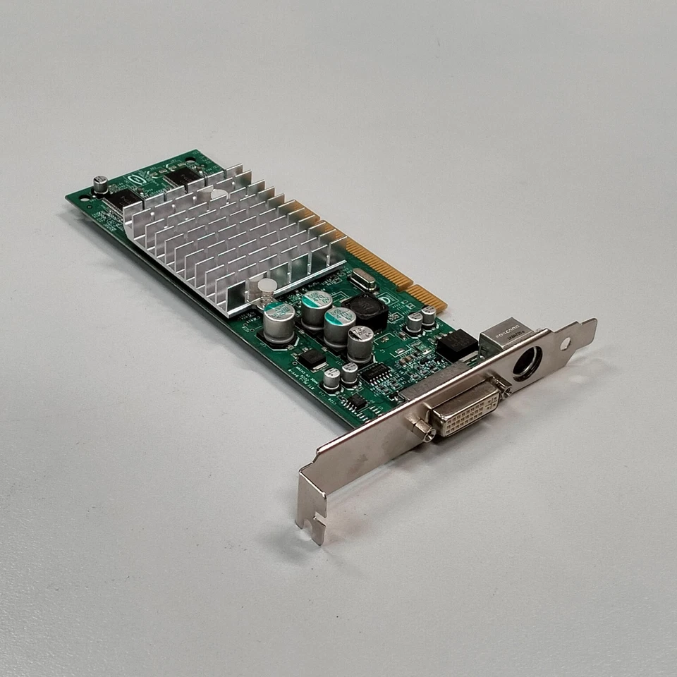 Nvidia Quadro NVS55 64MB DDR Full-Height PCI Graphics Card 406412-001 406272-001 - Image 4 of 4