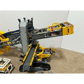 Lego Technic Bucket Wheel Excavator 42055 motorized 3,900 pieces-see description