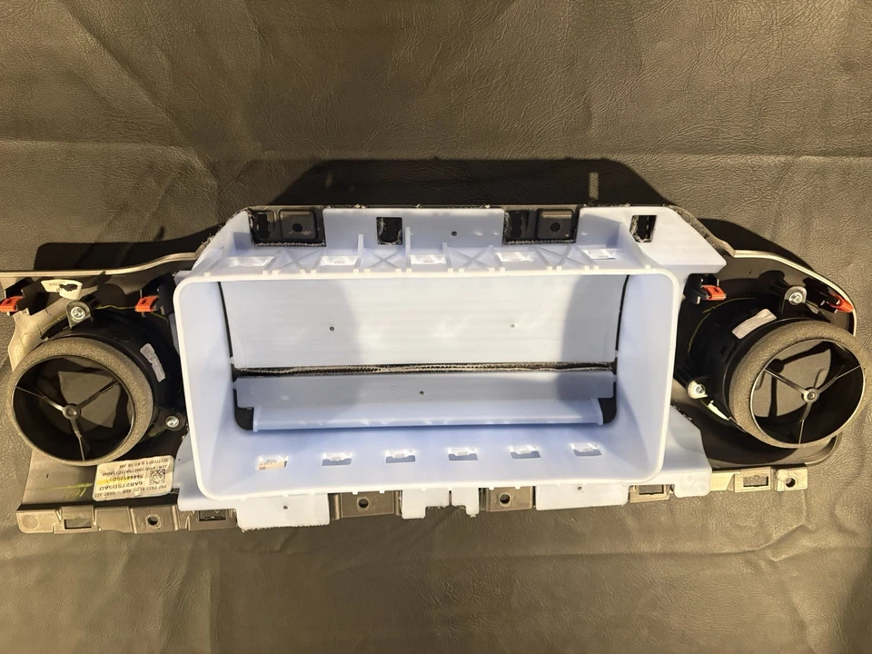 18-23 Jeep Wrangler Driver and Passenger dash trim (Gray) - Image 3 of 4