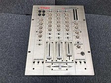 VESTAX PMC-27 DJ Mixer   Euro-Style, 6 2 Mic Inputs, 2 Outputs, Used