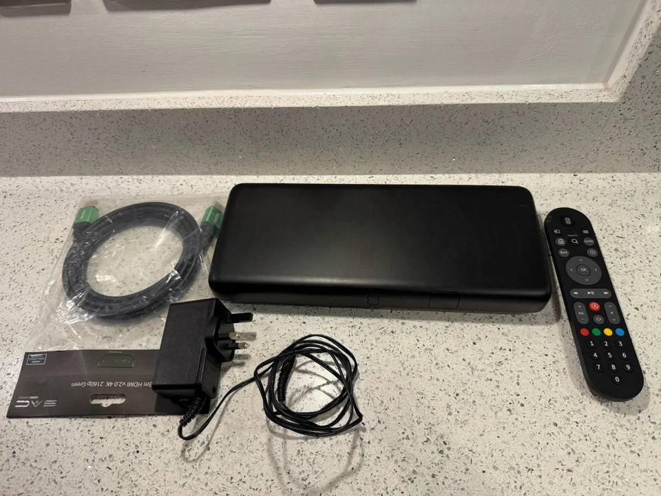 EE TV Box Pro 4K Wireless Freeview TV Box RTIW387