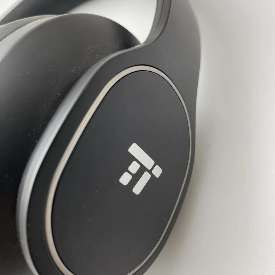 Auriculares Bluetooth sobre la oreja con cancelación activa de ruido TaoTronics TT-BH047 probados Foto 3 de 4