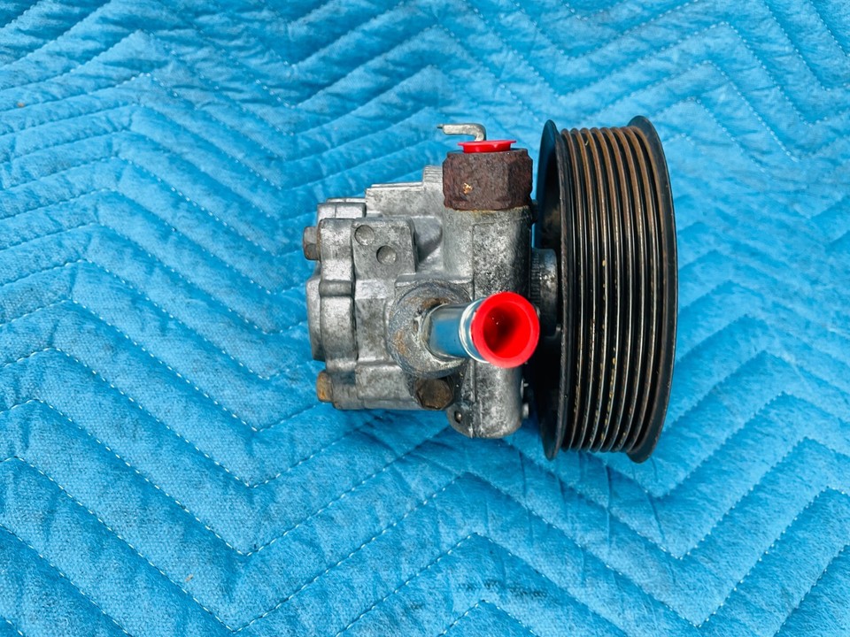 Lexus LX570 Land Cruiser Power Steering Pump w/ Pulley 4431060490 OEM