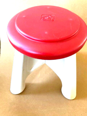 Step 2 Company Lifestyles Childrens 11.5'' STURDY Chair for Table WorkBench Desk
