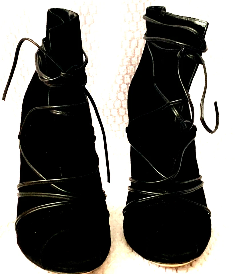 Botines Gianvito Rossi de gamuza negros punta abierta con tiras de tacón alto 38 Foto 4 de 4