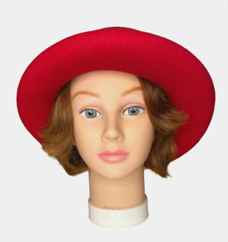 Sombrero de lana rojo vintage Liz Claiborne con detalles de piel sintética negra - Imagen 3 de 9