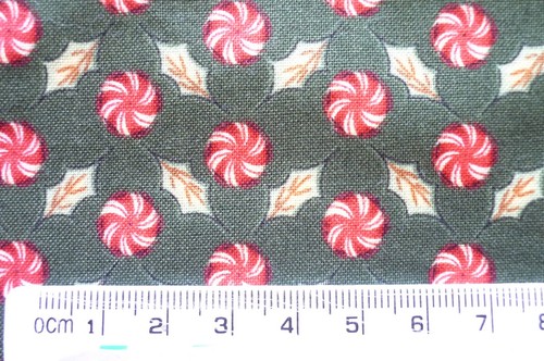 CHRISTMAS Fabric Material Remnants SALE Cotton Craft FQ Choose Your Favourite - Picture 9 of 130