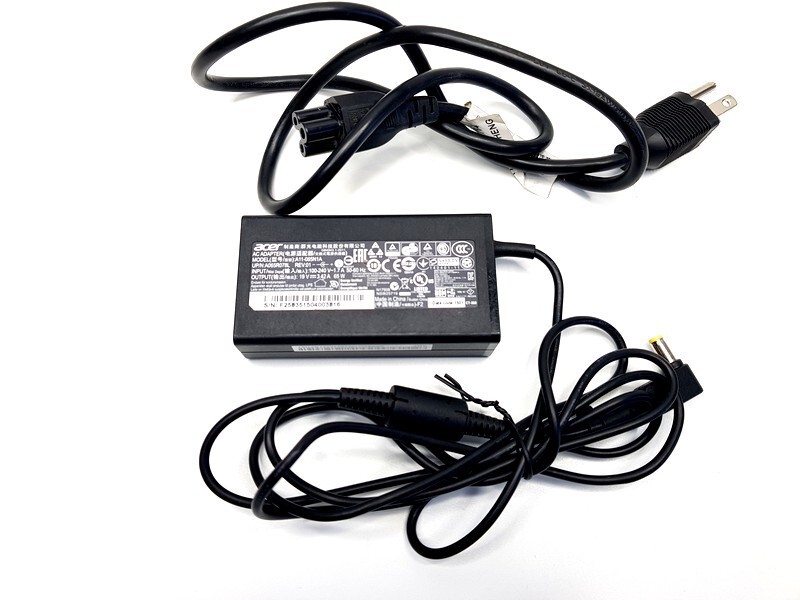 Acer 65W 19V Laptop Charger AC Power Adapter A11-065N1A A065R078L-image