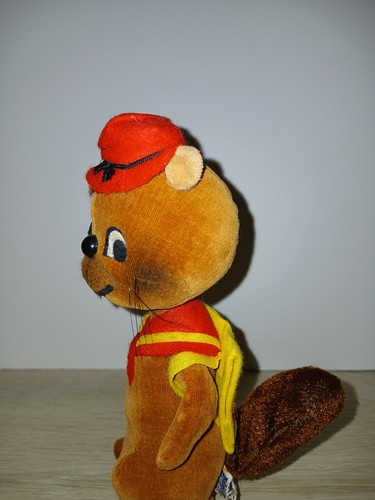 R. Dakin Dream Pets Eager Beaver Stuffed Animal Sawdust Camper Japan Vintage - Picture 21 of 24