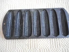 VTG Lodge CAST IRON CORN BREAD STICK PAN Cob Cornbread 7 ear 27C2 USA VG Cond
