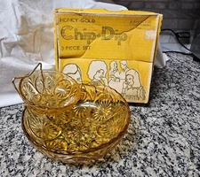 Vintage Anchor Hocking Chip and Dip Set Honey Gold with Original Box, 3 pcs
