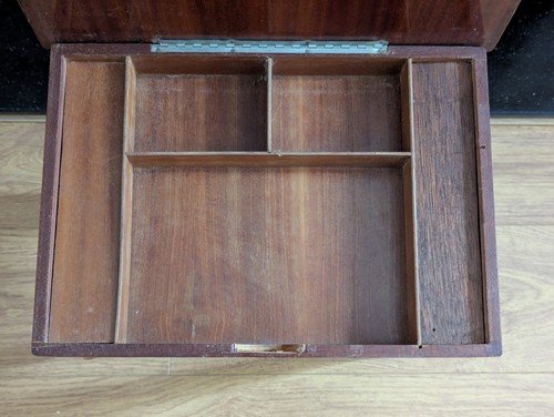 Mesa auxiliar musical italiana vintage de madera de marquetería con incrustaciones | Almacenamiento | Caja de costura - Imagen 6 de 24