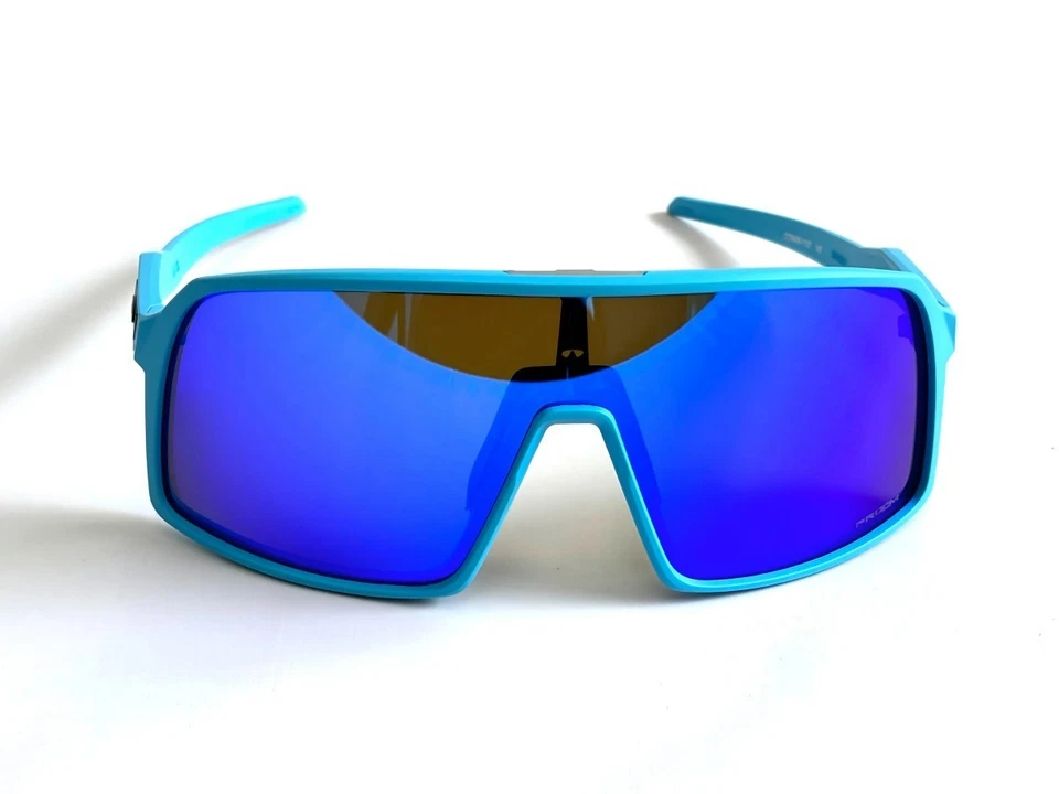 Oakle SUTRO Lite SWEEP VENTED SUNGLASSES BLUE PRIZM ROAD 009406 - Image 3 of 4