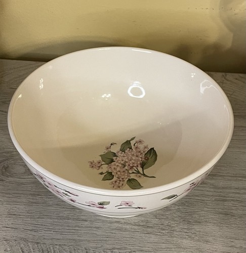 Martha Stewart Essentials MSE Hydrangea 8" Footed Vegetable Serving Bowl - Picture 2 of 4
