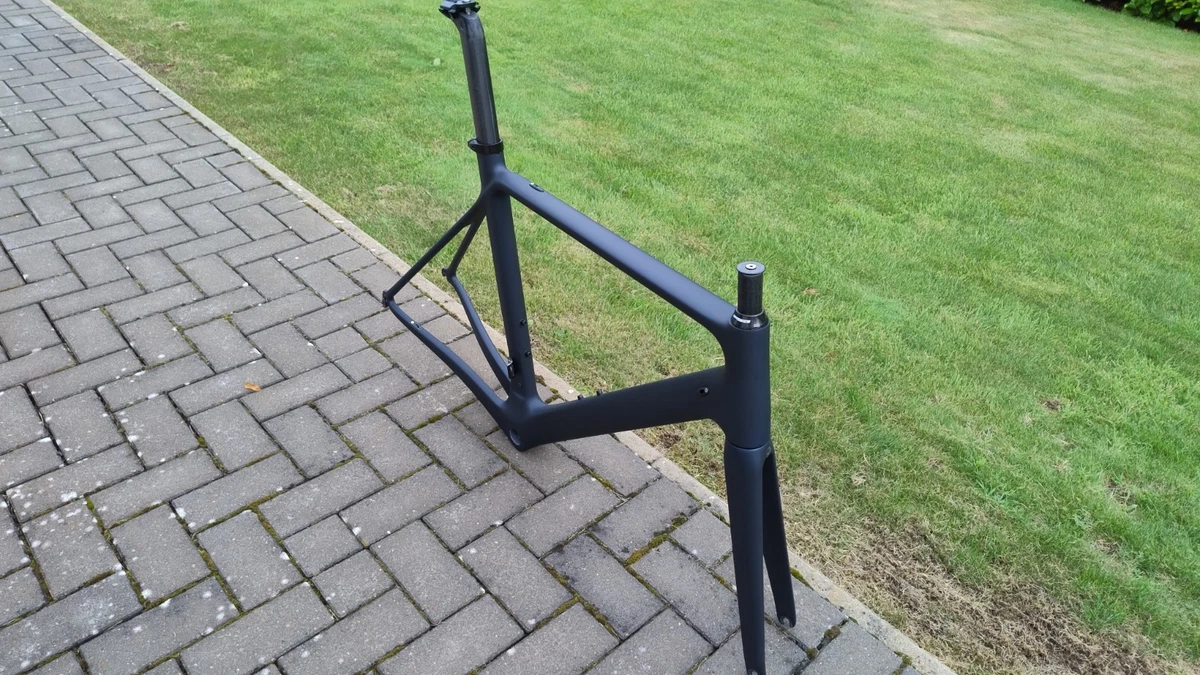 Carbon Rennrad Rahmenset Tideace FM-R011 Größe 56 Felgenbremse