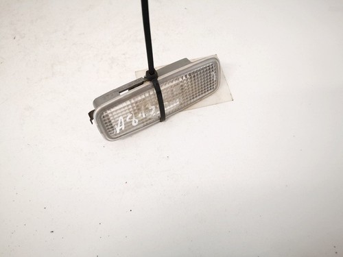 8l0947105a Innenraumleuchte Leseleuchte  Audi A6 DE1639045-00