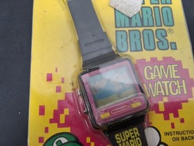 1990 Super Mario Bros. Luigi&rsquo;s Hammer Toss Nelsonic Game Watch - WORKING