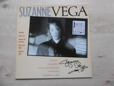 Suzanne Vega Autogramm signed LP-Cover "Suzanne Vega" Vinyl