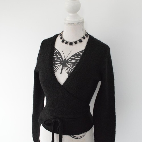 Cárdigan básico Y2k 2000 00s vintage negro envolvente difuso gótico talla M básico - Imagen 4 de 7