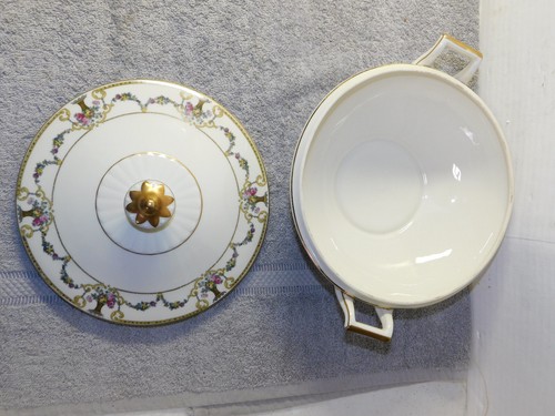 Heinrich H&Co Selb Bavaria Floral Gold Rimed Round Covered Vegetable Bowl - Picture 10 of 17