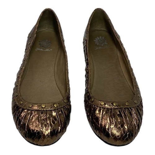 PB1 Yellow Box wrinkle Bronze Studded Flat Women's 7.5M - Picture 2 of 6