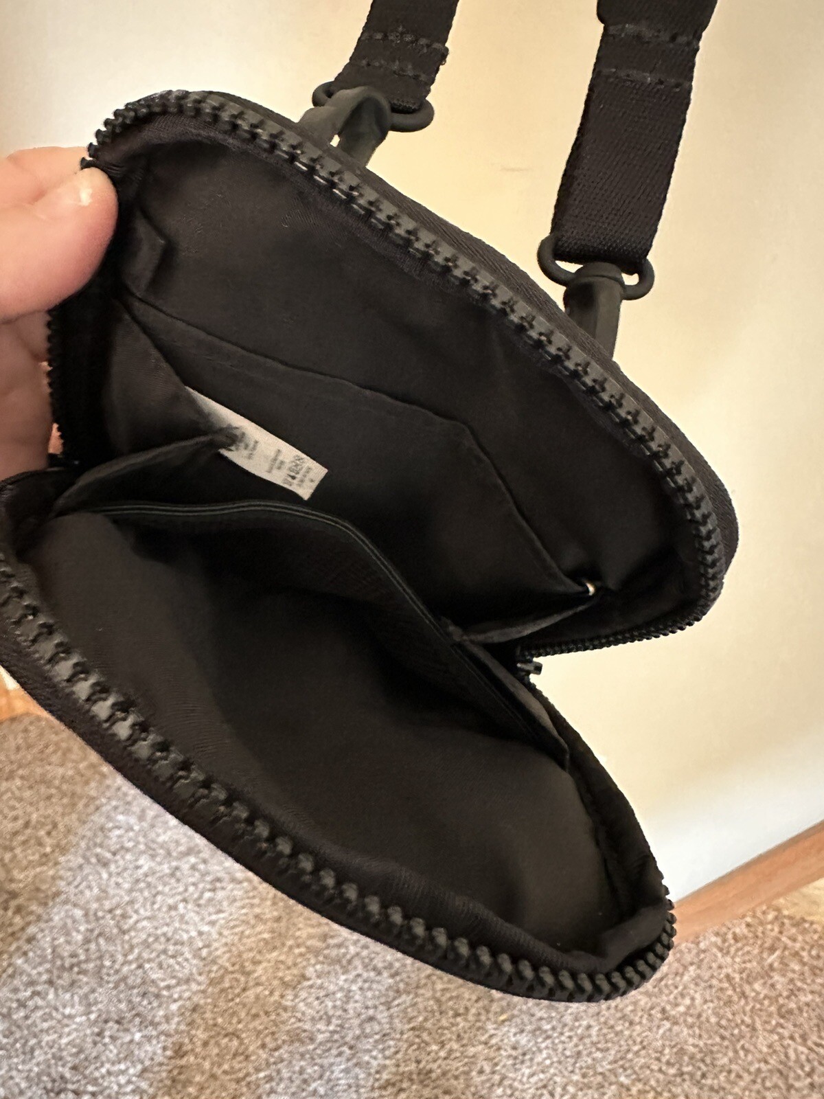 lululemon city adventurer crossbody bag Gem