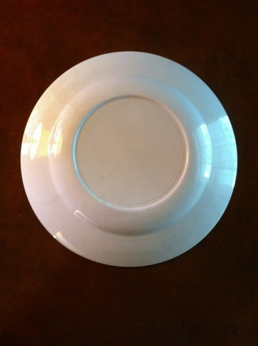 Williamsburg Virginia Collectible Travel Souvenir Plate Governor's Palace 10" - Picture 3 of 3