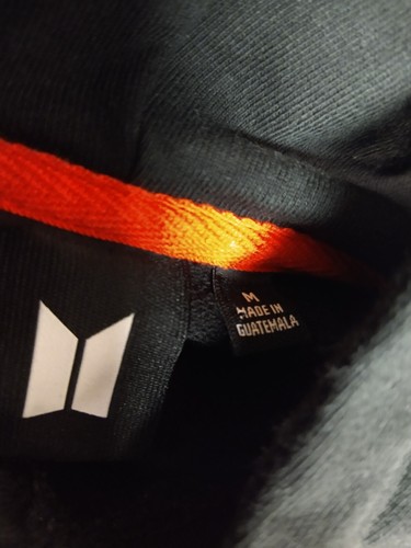 BTS Permission To Dance Official On Stage Band Photo Hoodie Black Size Medium M - Bild 7 von 11