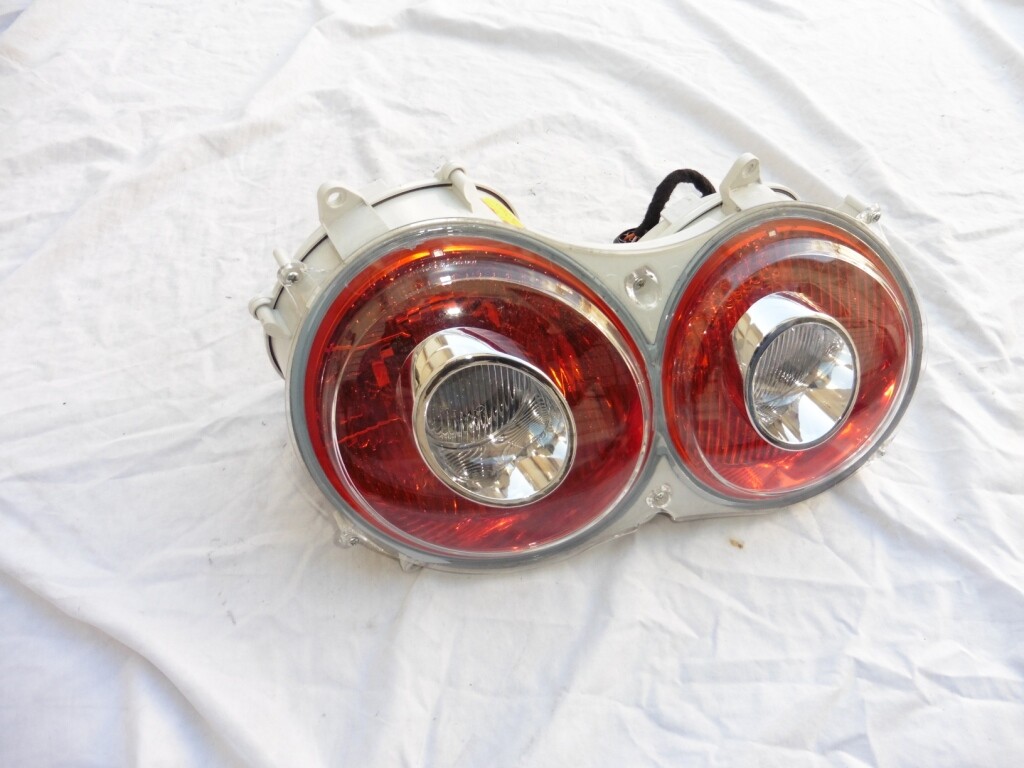 2012 Bugatti Veyron Rear Left Driver Taillight Lamp 5B0945095D OEM OE